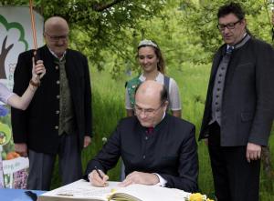 unterschruft fueracker